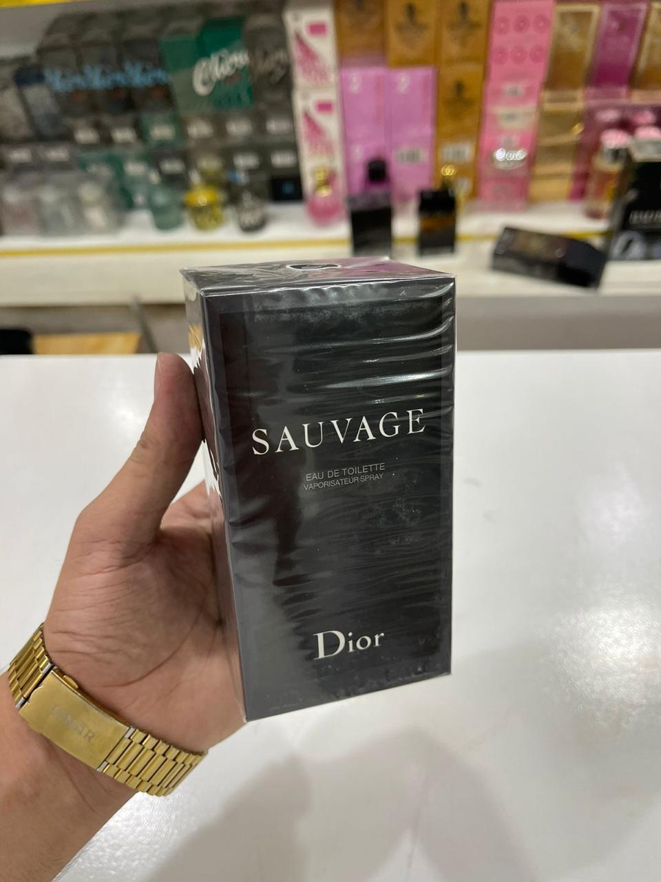 Dior Sauvage Eau de Parfum for Men – Woody Spicy Fragrance, 100ml